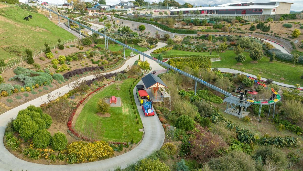 Riding the luge